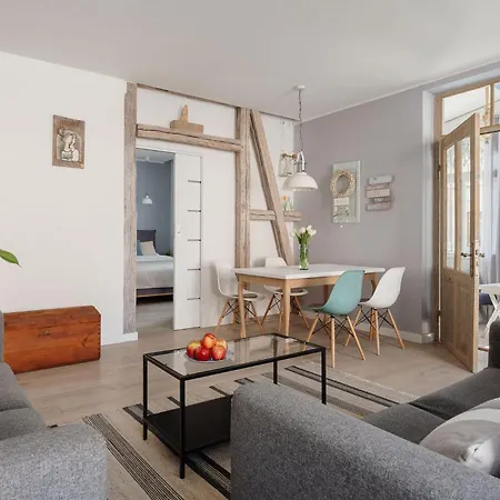 Sanhaus - - Urokliwy Przy Deptaku Apartment Sopot