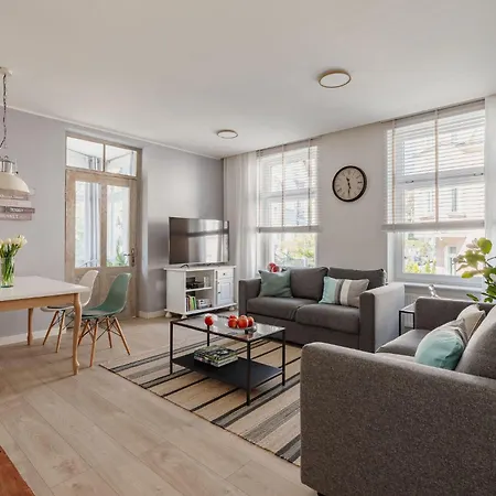 Sanhaus - - Urokliwy Przy Deptaku Apartment Sopot
