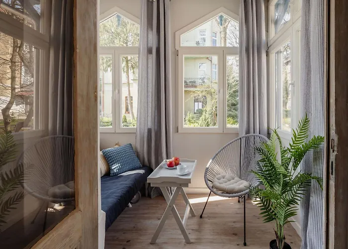 Sanhaus - - Urokliwy Przy Deptaku